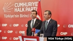 İstanbul Büyükşehir Belediye Başkanı Ekrem İmamoğlu ve CHP Genel Başkanı Özgür Özel.