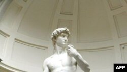 Bức tượng David của Michelangelo