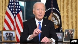 Tổng thống Hoa Kỳ Joe Biden tại Phòng Bầu dục của Nhà Trắng khi ông có bài phát biểu chia tay toàn quốc vào ngày 15 tháng 1 năm 2025.