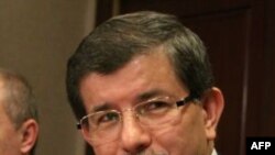 Dışişleri Bakanı Davutoğlu, “Önümüzdeki dönemde Türkiye, gerek siyasal gerek ekonomik alanda güçlü yapısıyla AB için gerçek bir değer olmaya devam edecektir" dedi